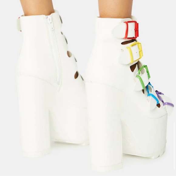 🌈 Y.R.U. DREAMSCAPE RAINBOW PLATFORM HEELS - Picture 4 of 11